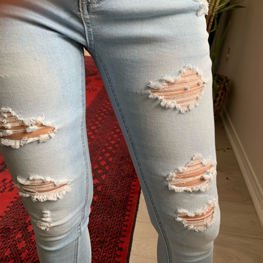 Forever 21 Los Angeles jeans